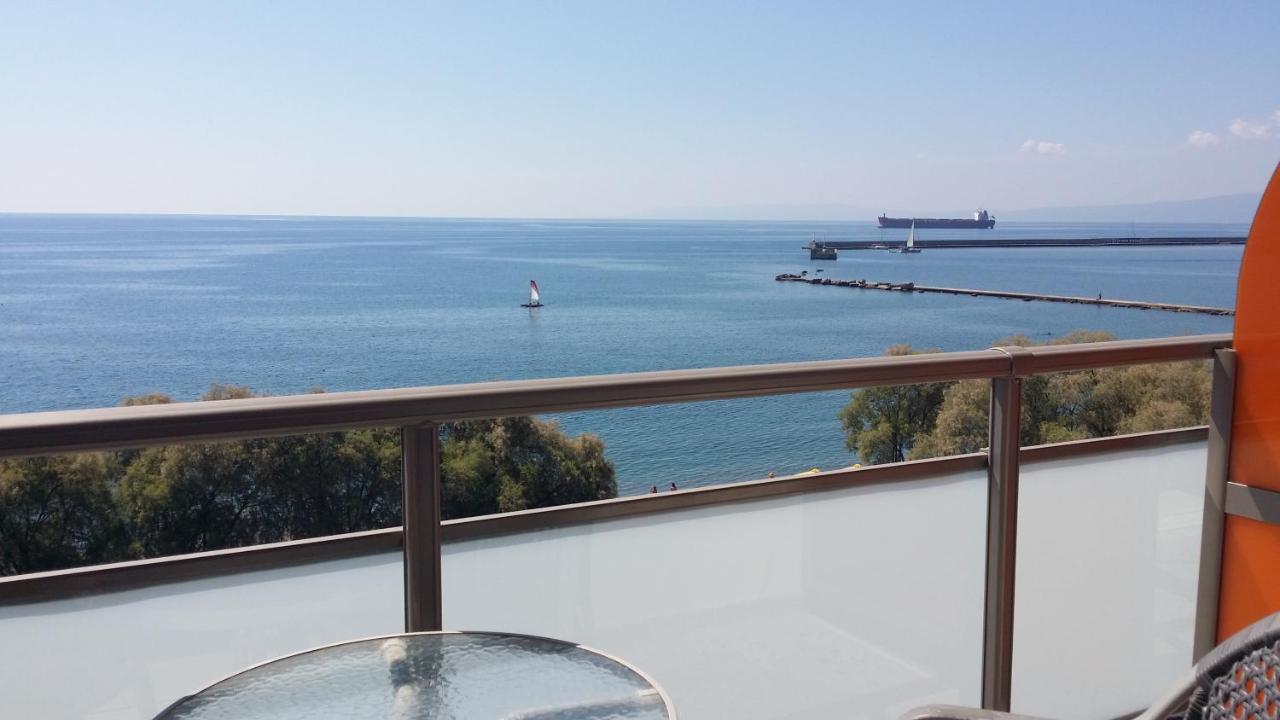 Flisvos Hotel 2*